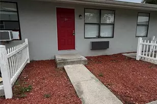 1400 Strawberry Pl, Plant City, FL 33563 - Photo 1