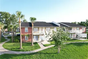 220 Lake Parsons Green, Brandon, FL 33511 - Photo 1