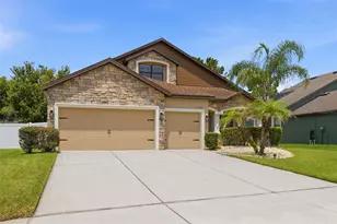 2723 Colewood Ln, Dover, FL 33527 - Photo 1