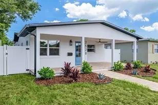 2528 4th Ave S, Saint Petersburg, FL 33712 - Photo 1