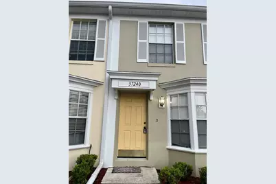 37240 Embassy Park Lane, Dade City, FL 33525 - Photo 1