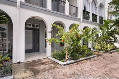 628 3rd Avenue S, Saint Petersburg, FL 33701 - Photo 1