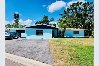 4094 Whiting Drive SE, Saint Petersburg, FL 33705 - Photo 1