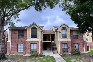 8649 Fancy Finch Dr, Tampa, FL 33614 - Photo 1