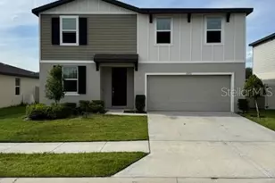 38851 Opal Willow Ln, Zephyrhills, FL 33540 - Photo 1