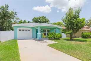 1922 Melrose Ave S, Saint Petersburg, FL 33712 - Photo 1