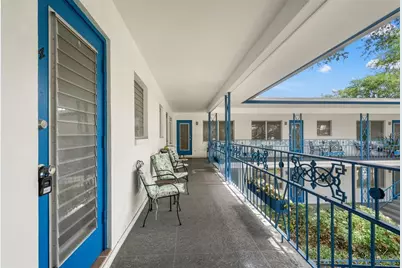 800 Beach Drive NE #10, Saint Petersburg, FL 33701 - Photo 1