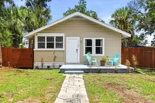 1161 Newton Ave S, Saint Petersburg, FL 33705 - Photo 1