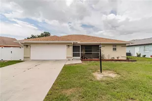 9501 27th Ave E, Palmetto, FL 34221 - Photo 1