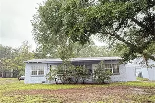 1931 7th St S, Saint Petersburg, FL 33705 - Photo 1
