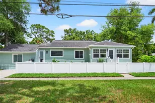1846 3rd St S, Saint Petersburg, FL 33705 - Photo 1