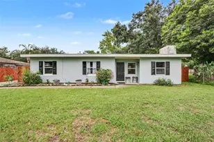 231 E 1st St, Chuluota, FL 32766 - Photo 1