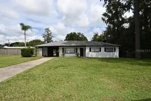 37017 Meridian Ave, Dade City, FL 33525 - Photo 1