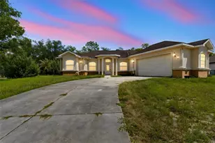 37 Greenpark Blvd, Homosassa, FL 34446 - Photo 1