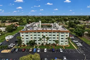 801 83rd Ave N, Saint Petersburg, FL 33702 - Photo 1