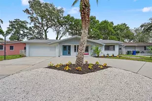 57 Ventura Dr, Dunedin, FL 34698 - Photo 1