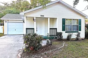 5560 61st St N, Saint Petersburg, FL 33709 - Photo 1