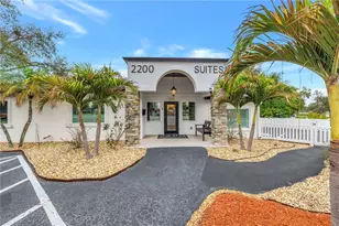 2200 49th Street N, Saint Petersburg, FL 33710 - Photo 1