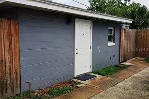 2521 1/2 14th Ave S, Saint Petersburg, FL 33712 - Photo 1