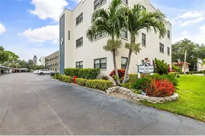 5990 Terrace Park Drive N #103, Saint Petersburg, FL 33709 - Photo 1