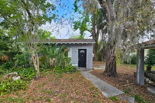 1504 E 99th Ave, Tampa, FL 33612 - Photo 1