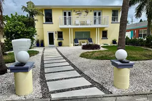 237 20th Ave SE, Saint Petersburg, FL 33705 - Photo 1
