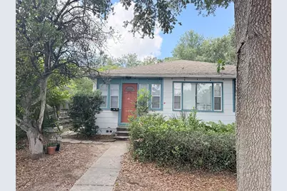 776 27th Avenue N, Saint Petersburg, FL 33704 - Photo 1