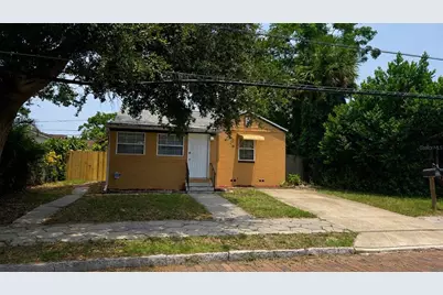 1761 28th Avenue N, Saint Petersburg, FL 33713 - Photo 1