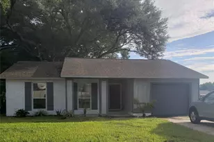 404 King Louis Ct, Seffner, FL 33584 - Photo 1