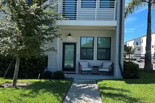 2556 13th Ave N, Saint Petersburg, FL 33713 - Photo 1