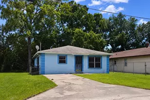 3917 E Clifton St, Tampa, FL 33610 - Photo 1