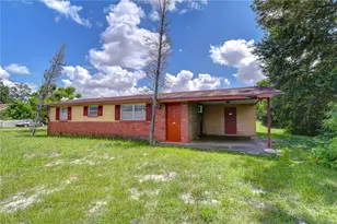 3210 W Giddens Ave, Tampa, FL 33614 - Photo 1