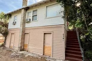 634 14th St N, Saint Petersburg, FL 33705 - Photo 1