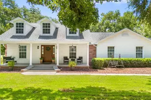 2203 Par Meadows Ln, Plant City, FL 33566 - Photo 1
