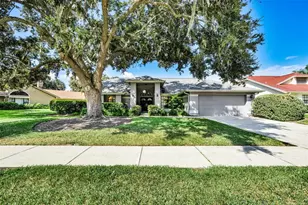 802 Centerwood Dr, Tarpon Springs, FL 34688 - Photo 1