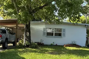 2109 E 97th Ave, Tampa, FL 33612 - Photo 1