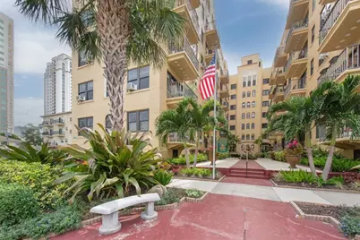130 4th Avenue N #201, Saint Petersburg, FL 33701 - Photo 1