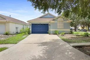 7408 Oxford Garden Cir, Apollo Beach, FL 33572 - Photo 1