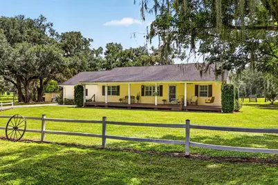 17380 Sweetwater Road, Dade City, FL 33523 - Photo 1