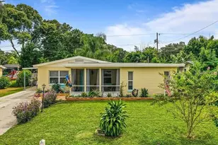 10426 Valencia Rd, Seminole, FL 33772 - Photo 1