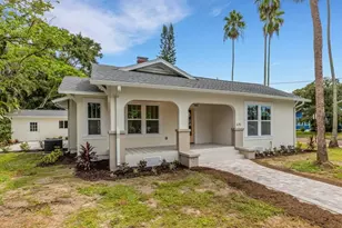 635 Highland Ave, Dunedin, FL 34698 - Photo 1