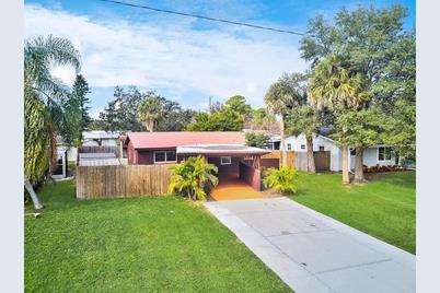 4310 Helena Street NE, Saint Petersburg, FL 33703 - Photo 1