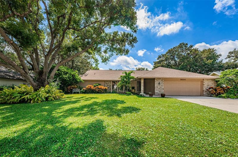 8624 Longwood Dr, Seminole, FL 33777 - MLS U8180327 - Coldwell Banker