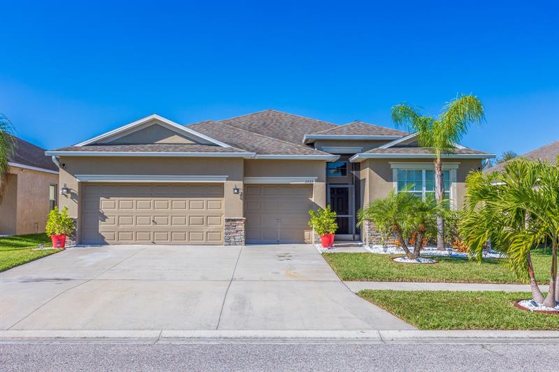 2433 Dakota Rock Dr, Ruskin, FL 33570 MLS U8183949 Coldwell Banker