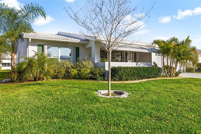 Curated visual reference: Picture Idea: 9035 40Th Way N Unit 5 Pinellas Park Fl 33782