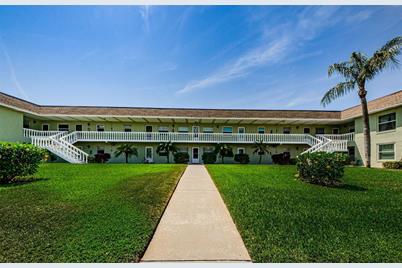 1250 S Pinellas Avenue #302, Tarpon Springs, FL 34689 - Photo 1