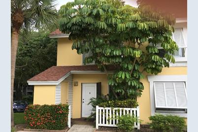 3765 41st Street S #A, Saint Petersburg, FL 33711 - Photo 1