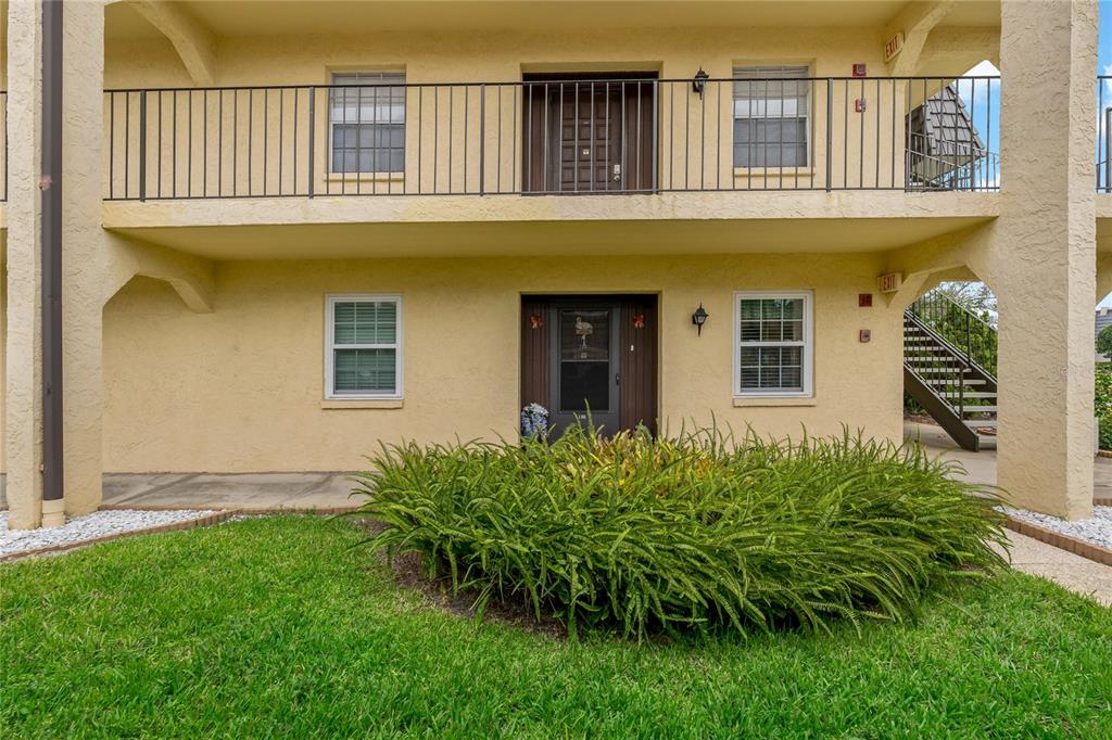 8699 Bardmoor Blvd 106, Seminole, FL 33777 MLS U8202971 Coldwell