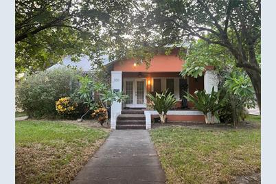 300 N Washington Avenue, Clearwater, FL 33755 - Photo 1