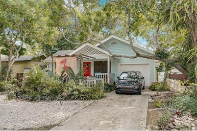 450 40th Avenue S, Saint Petersburg, FL 33705 - Photo 1